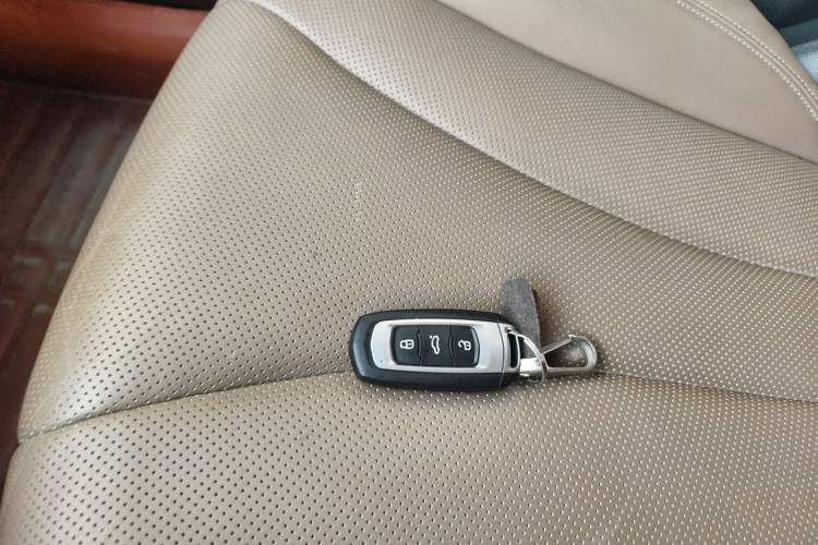 Used Geely Auto Emgrand GT 2018 1.5T MHEV Yaozun Edition Vehicle Key