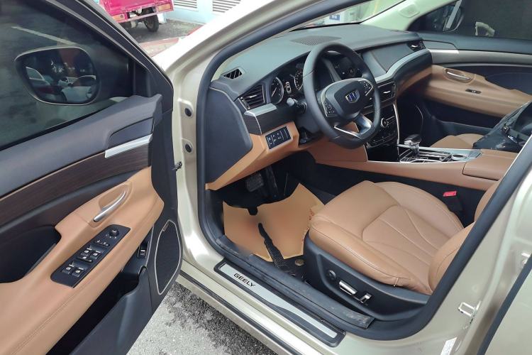 Used Geely Auto Emgrand GT 2018 1.8T Zunshang Zhiling Edition Driver Seat