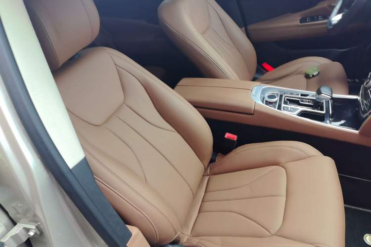 Used Geely Auto Emgrand GT 2018 1.8T Zunshang Zhiling Edition Right Front Seat