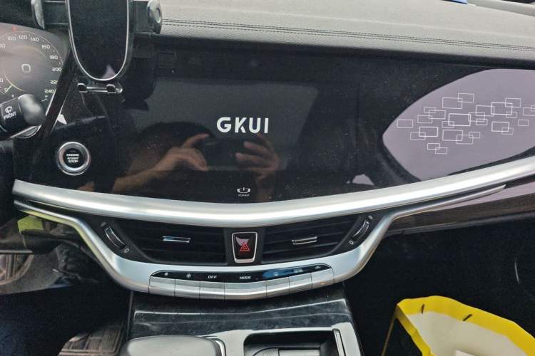 Used Geely Auto Emgrand GT 2020 1.5T MHEV Yaozhi Edition Audio And AC Panel