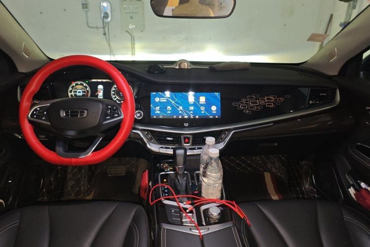 Used Geely Auto Emgrand GT 2020 Revised 1.8T Navigation Edition Center Console