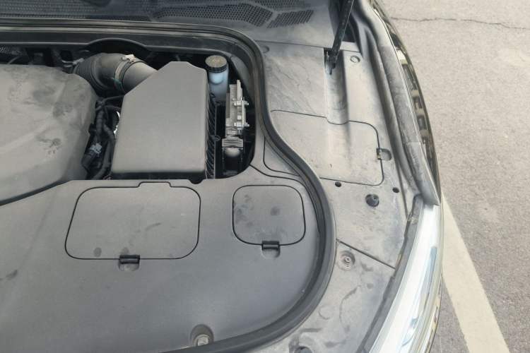 Used Geely Auto Emgrand GT 2020 1.5T MHEV Yaoxiang Edition Engine Bay Left