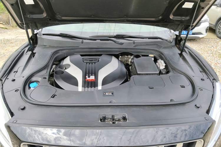 Used Geely Auto Emgrand GT 2020 Revised 1.8T Navigation Edition Engine Bay