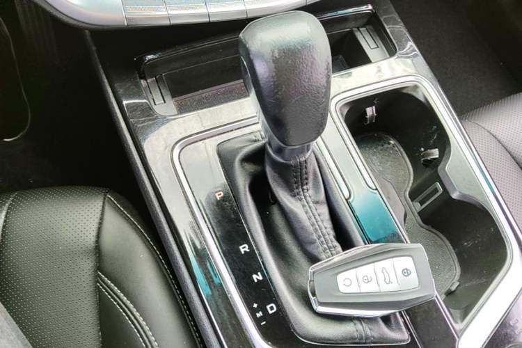 Used Geely Auto Emgrand GT 2020 Revised 1.8T Navigation Edition Gear Lever