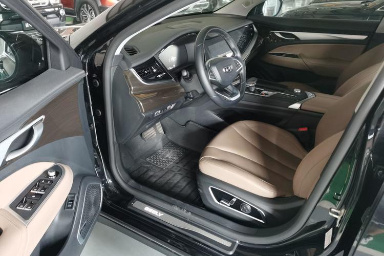Used Geely Auto Emgrand GT 2020 1.5T MHEV Yaozhi Edition Interior 2