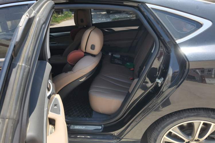 Used Geely Auto Emgrand GT 2020 1.5T MHEV Yaozun Edition Left Rear Seat
