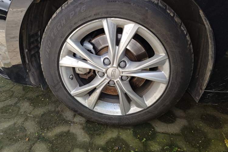 Used Geely Auto Emgrand GT 2020 1.5T MHEV Yaoxiang Edition Right Front Wheel Hub