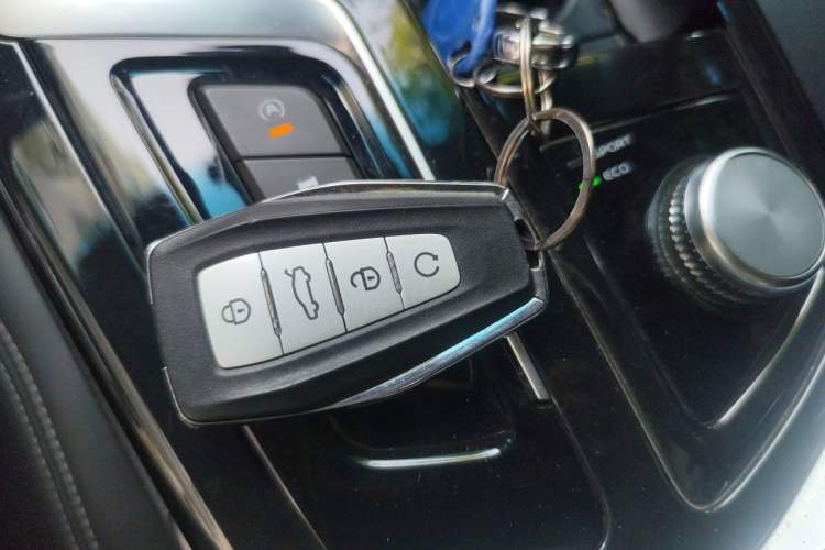 Used Geely Auto Emgrand GT 2020 1.5T MHEV Yaoxiang Edition Vehicle Key