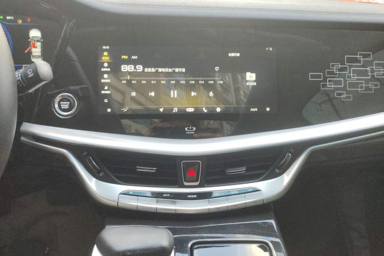 Used Geely Auto Emgrand GT 2020 1.5T MHEV Yaoxiang Edition Audio And AC Panel