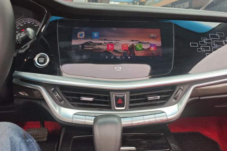 Used Geely Auto Emgrand GT 2020 1.8T Flagship Edition Audio And AC Panel