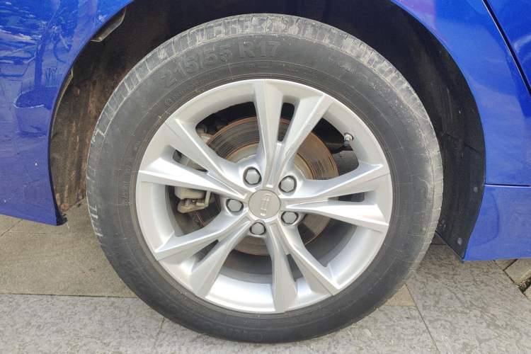 Used Geely Auto Emgrand GT 2020 1.5T MHEV Yaoxiang Edition Right Rear Wheel Hub