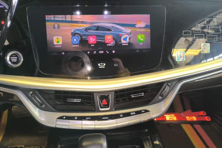 Used Geely Auto Emgrand GT 2020 1.8T Flagship Edition Audio And AC Panel
