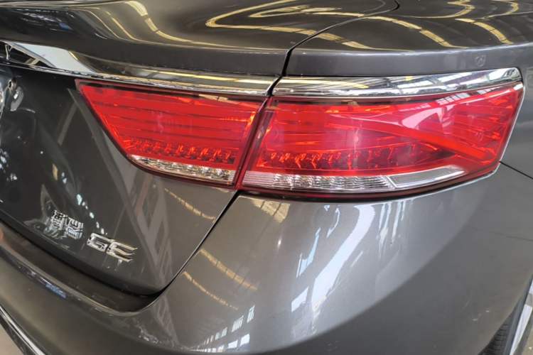 Used Geely Auto Emgrand GT 2020 1.8T Flagship Edition Exterior 3