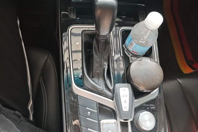 Used Geely Auto Emgrand GT 2020 1.8T Flagship Edition Gear Lever
