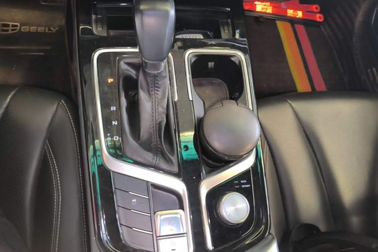 Used Geely Auto Emgrand GT 2020 1.8T Flagship Edition Gear Lever