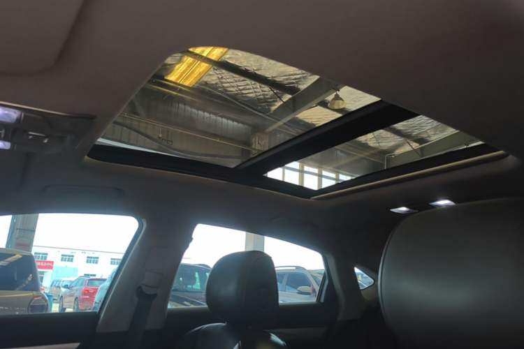 Used Geely Auto Emgrand GT 2020 1.8T Flagship Edition Headliner