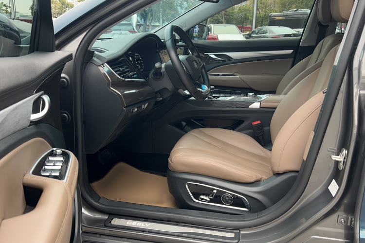 Used Geely Auto Emgrand GT 2020 1.5T MHEV Yaozhi Edition Interior 2