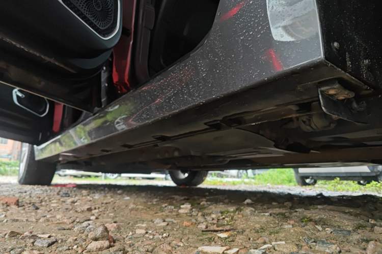 Used Geely Auto Emgrand GT 2020 1.8T Flagship Edition Left Side Sill