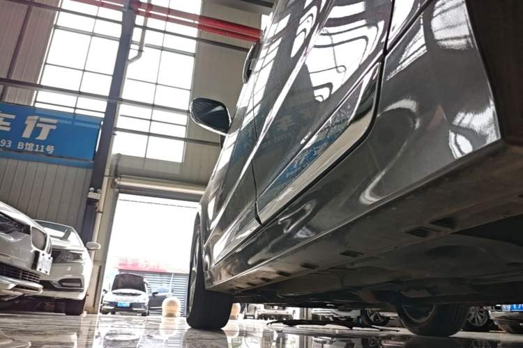 Used Geely Auto Emgrand GT 2020 1.8T Flagship Edition Left Side Sill