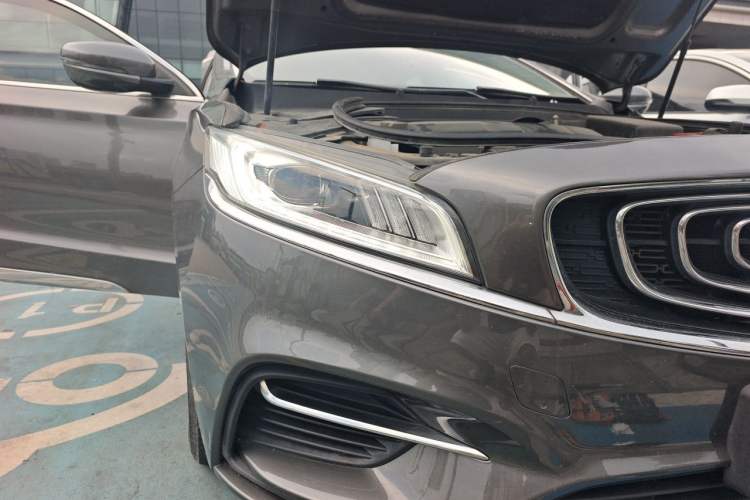 Used Geely Auto Emgrand GT 2020 1.5T MHEV Yaoxiang Edition Right Front Headlight