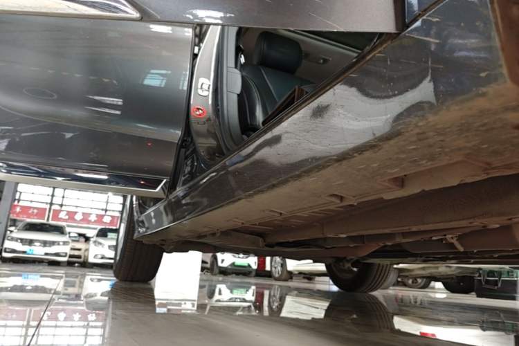 Used Geely Auto Emgrand GT 2020 1.8T Flagship Edition Right Side Sill