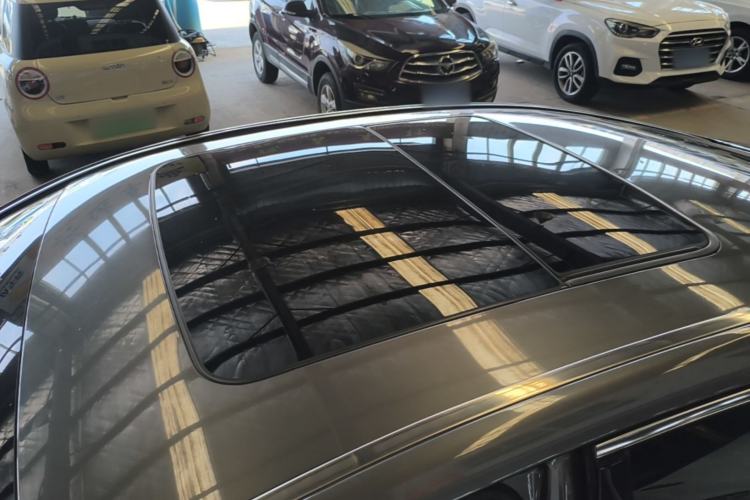 Used Geely Auto Emgrand GT 2020 1.8T Flagship Edition Roof