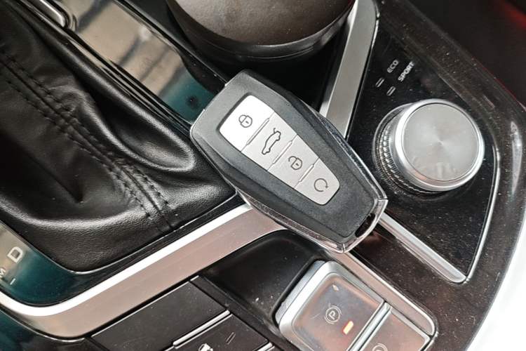 Used Geely Auto Emgrand GT 2020 1.8T Flagship Edition Vehicle Key