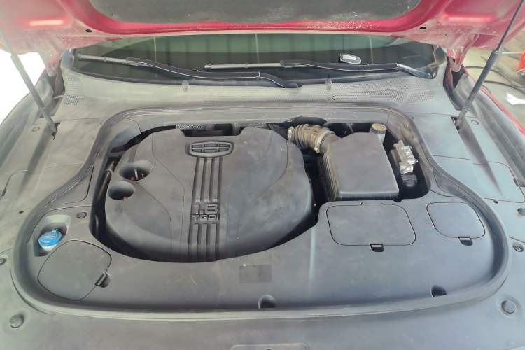 Used Geely Auto Emgrand GT 2020 Revised 1.8T Navigation Edition Engine Bay