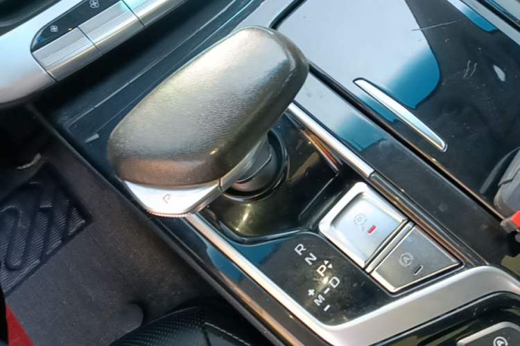 Used Geely Auto Emgrand GT 2020 1.5T MHEV Yaoxiang Edition Gear Lever