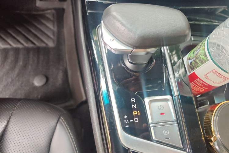 Used Geely Auto Emgrand GT 2020 1.5T MHEV Yaoxiang Edition Gear Lever