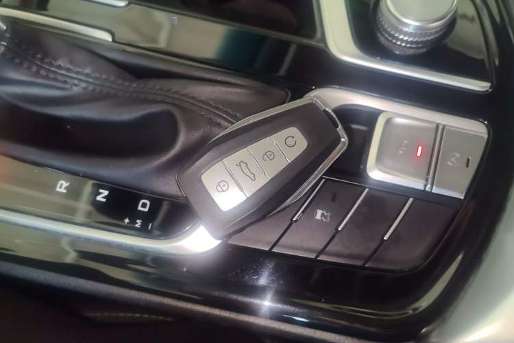 Used Geely Auto Emgrand GT 2020 Revised 1.8T Navigation Edition Interior 1