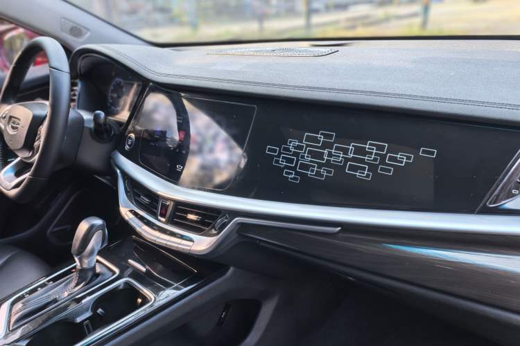 Used Geely Auto Emgrand GT 2020 1.8T Flagship Edition Interior 10
