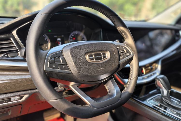 Used Geely Auto Emgrand GT 2020 1.8T Flagship Edition Interior 6