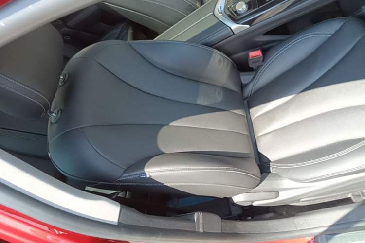 Used Geely Auto Emgrand GT 2020 1.5T MHEV Yaoxiang Edition Right Front Seat