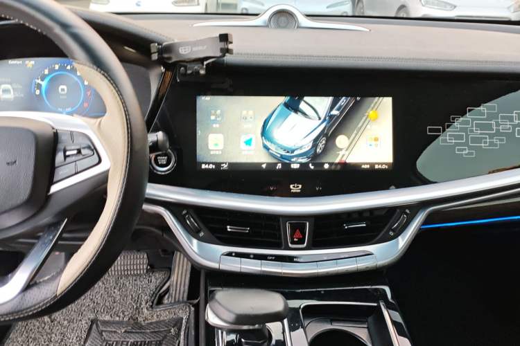 Used Geely Auto Emgrand GT 2020 1.5T MHEV Yaoxiang Edition Audio And AC Panel
