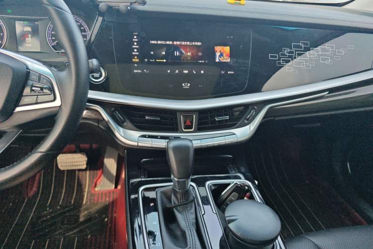 Used Geely Auto Emgrand GT 2020 Revised 1.8T Navigation Edition Audio And AC Panel