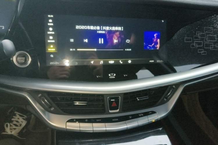 Used Geely Auto Emgrand GT 2020 1.5T MHEV Yaoxiang Edition Audio And AC Panel