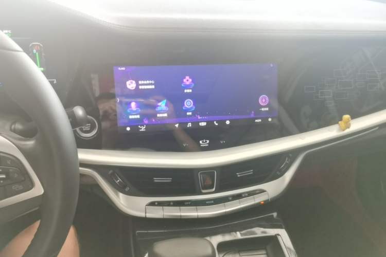 Used Geely Auto Emgrand GT 2020 1.5T MHEV Yaoxiang Edition Audio And AC Panel