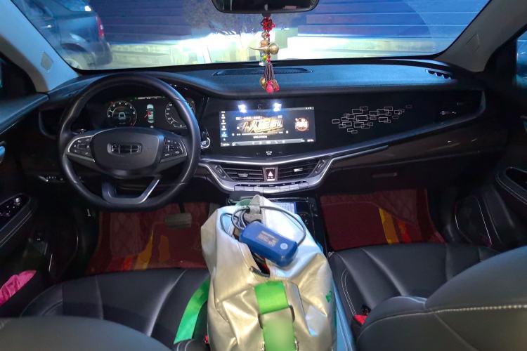 Used Geely Auto Emgrand GT 2020 1.5T MHEV Yaoxiang Edition Center Console