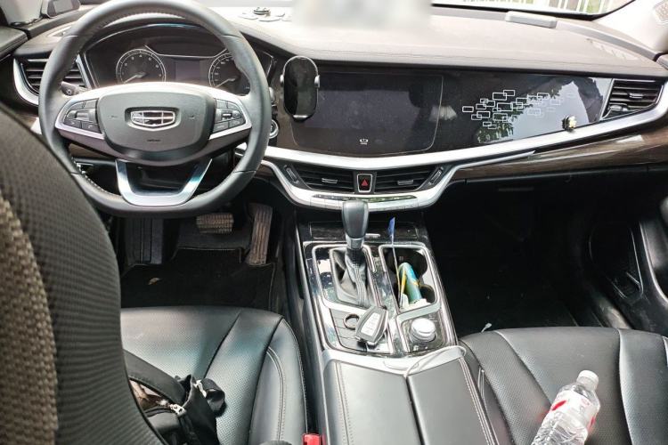 Used Geely Auto Emgrand GT 2020 Revised 1.8T Navigation Edition Center Console