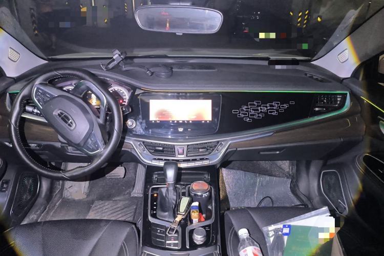 Used Geely Auto Emgrand GT 2020 Revised 1.8T Navigation Edition Center Console