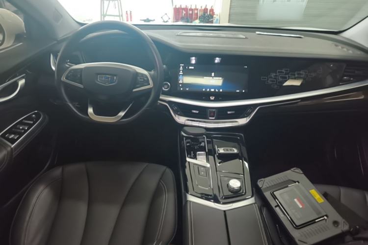 Used Geely Auto Emgrand GT 2020 1.5T MHEV Yaoxiang Edition Center Console