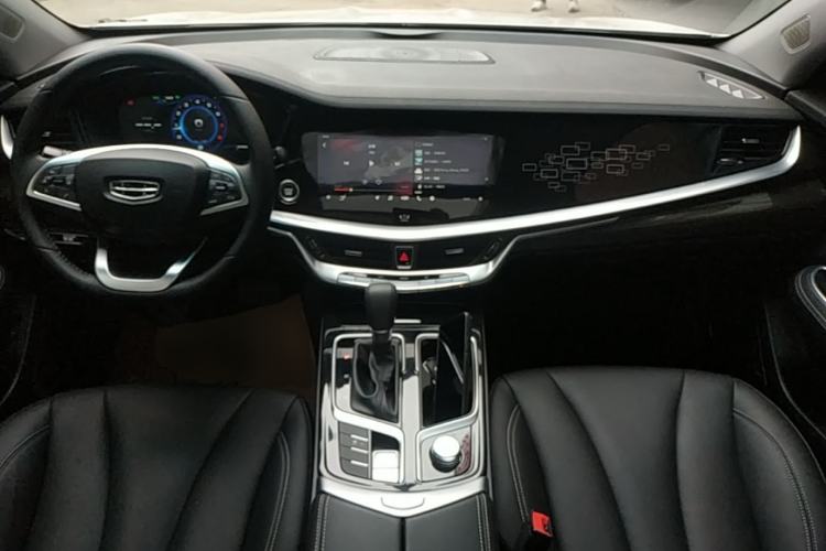 Used Geely Auto Emgrand GT 2020 Revised 1.8T Navigation Edition Center Console