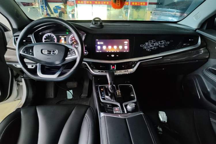 Used Geely Auto Emgrand GT 2020 Revised 1.8T Navigation Edition Center Console