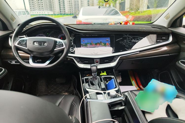 Used Geely Auto Emgrand GT 2020 Revised 1.8T Navigation Edition Center Console