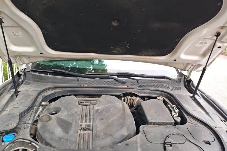 Used Geely Auto Emgrand GT 2020 Revised 1.8T Navigation Edition Engine Bay