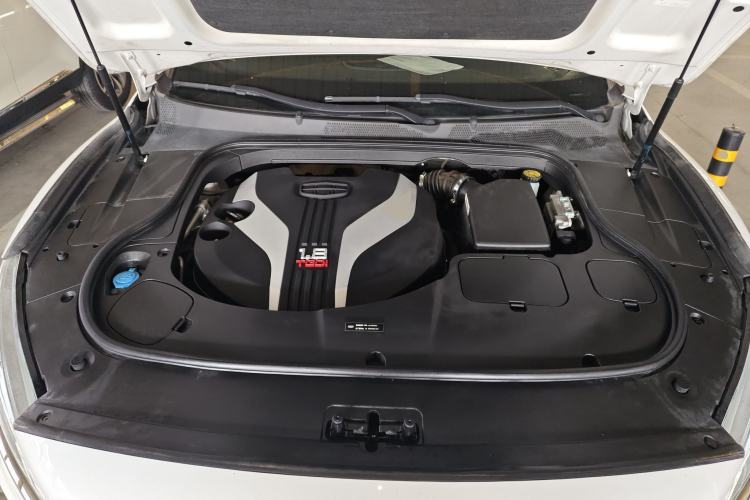 Used Geely Auto Emgrand GT 2020 1.8T Flagship Edition Engine Bay