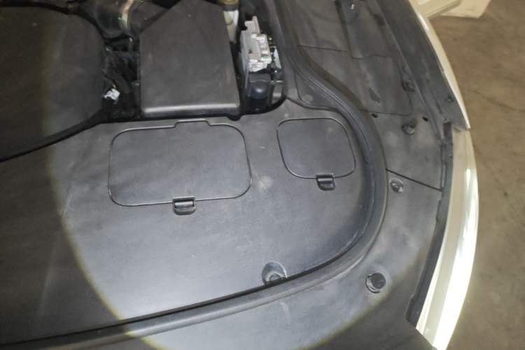Used Geely Auto Emgrand GT 2020 1.5T MHEV Yaoxiang Edition Engine Bay Left