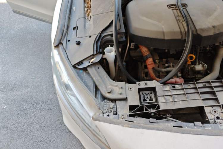 Used Geely Auto Emgrand GT 2020 1.5T MHEV Yaoxiang Edition Engine Bay Right