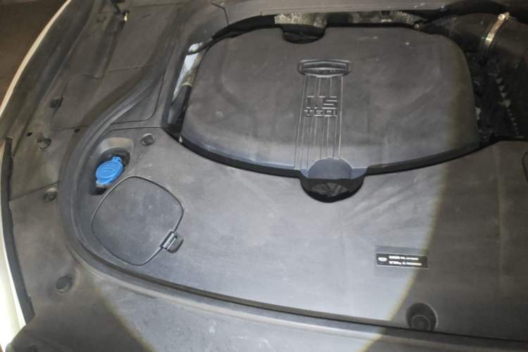 Used Geely Auto Emgrand GT 2020 1.5T MHEV Yaoxiang Edition Engine Bay Right